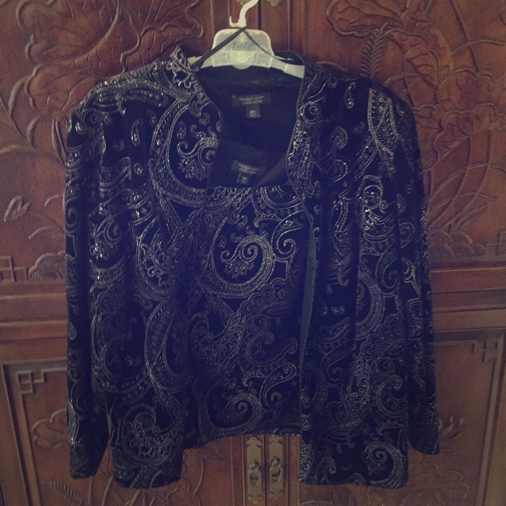 Black velveteen jacket/camisole